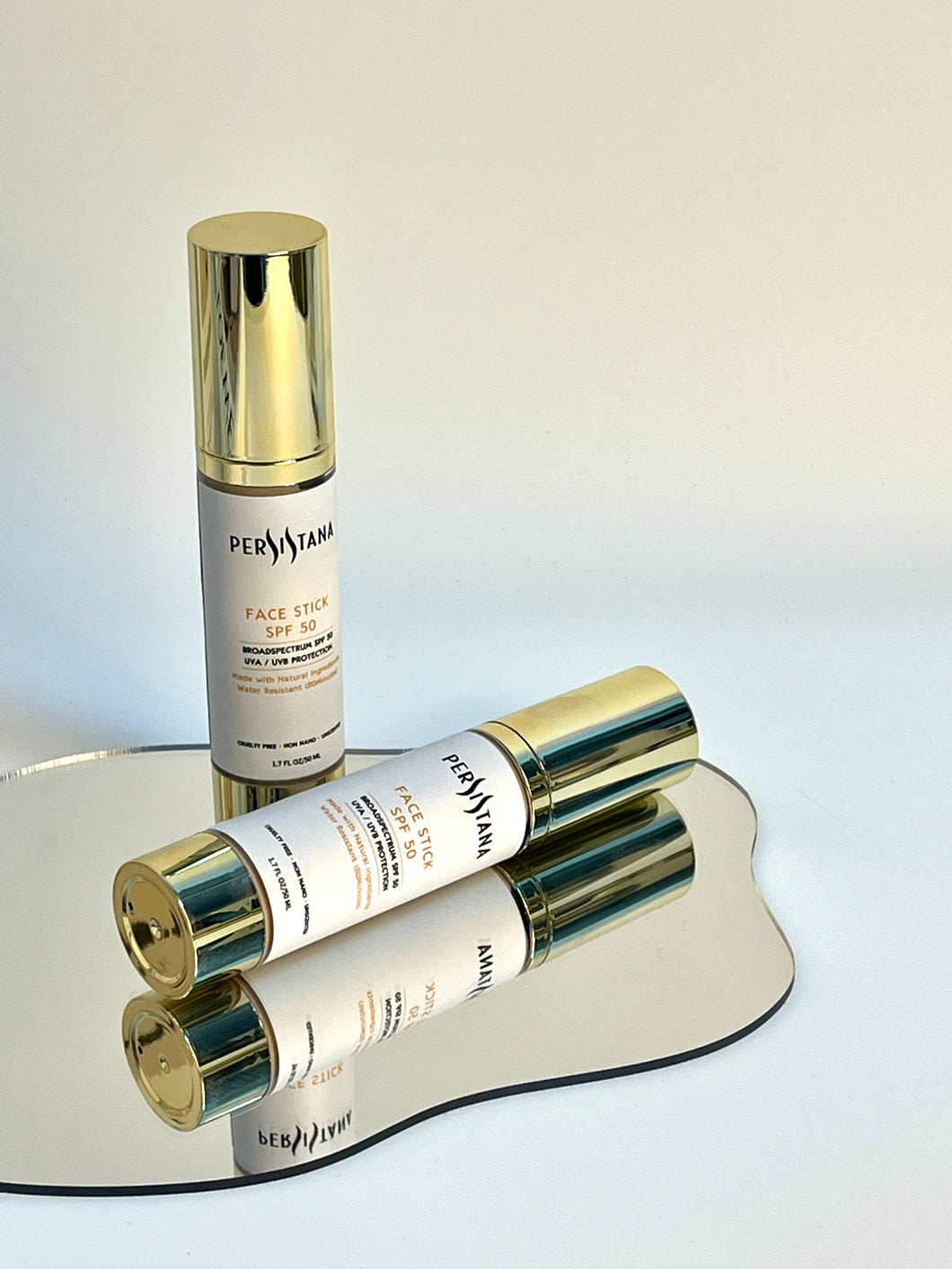 SUNSCREEN WHIT UNIVERSAL SHADE
